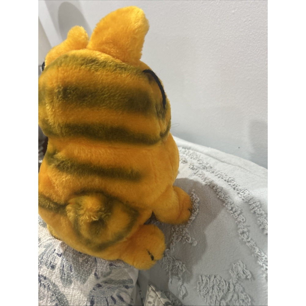Vintage Dakin Garfield Sitting The Cat Plush Toy Stuffed Animal 1981 13in - Picture 8 of 16